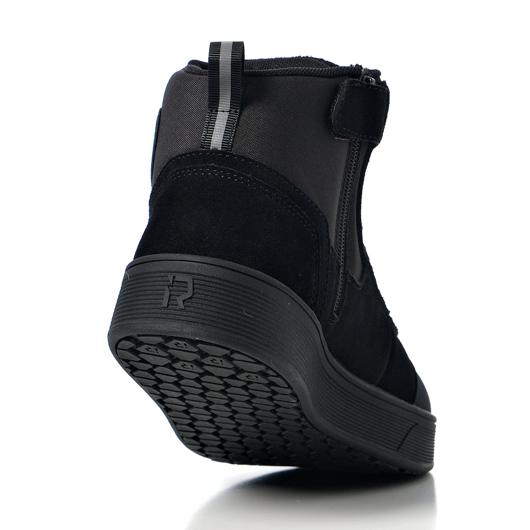 Durable_motorbike_footwear_with_anti-slip_rubber_sole