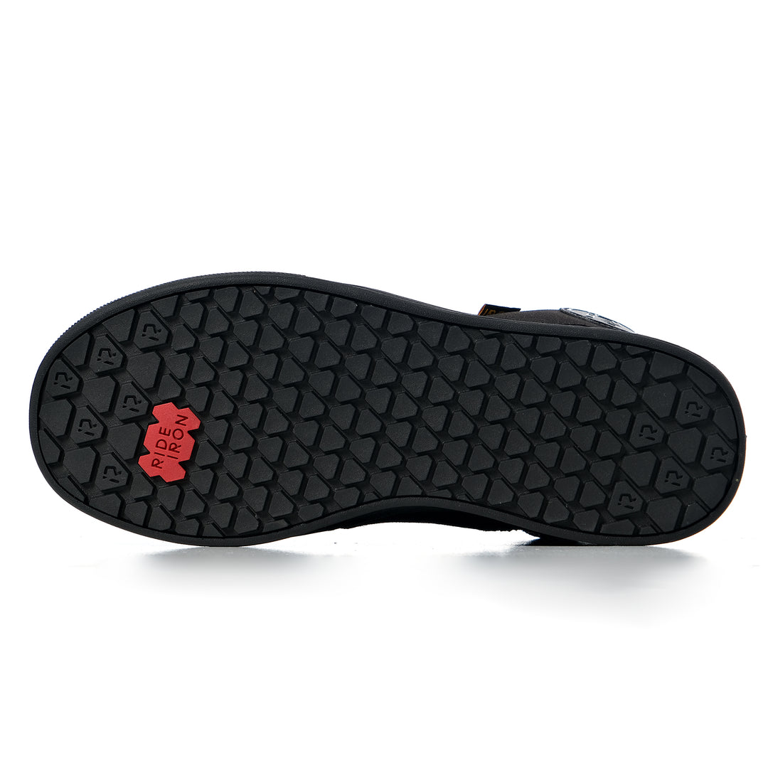 Protective_and_breathable_motorcycle_riding_shoes_for_men