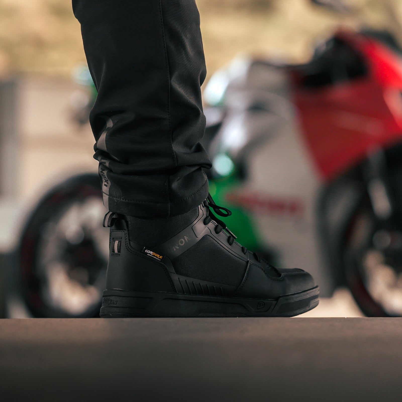 RIDEIRON Classic Black Breathable Anti-Slip Protective Riding Shoes