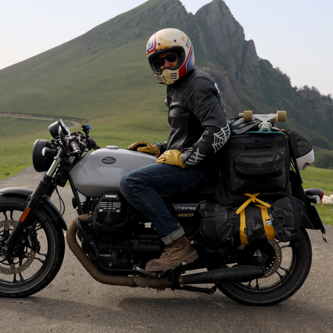 RIDEIRON_waterproof_expandable_motorcycle_travel_bag_1