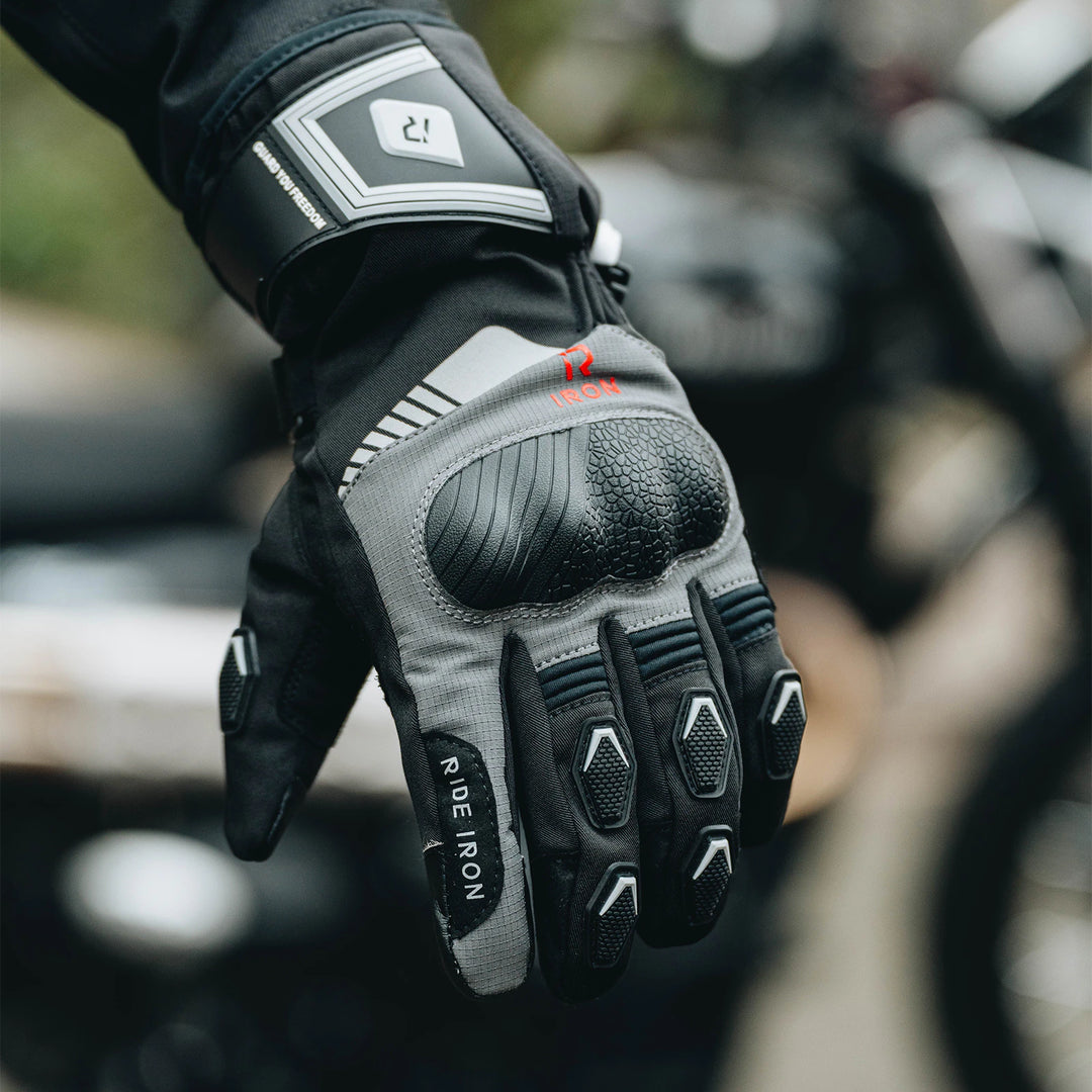 motorcycle gloves for daily riding