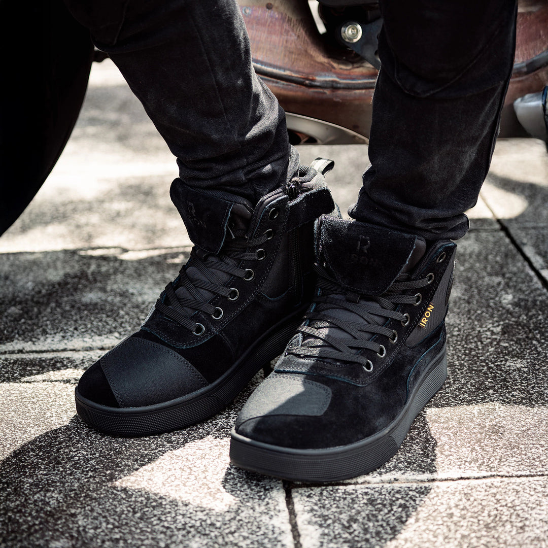 motorcycle shoes for short riders